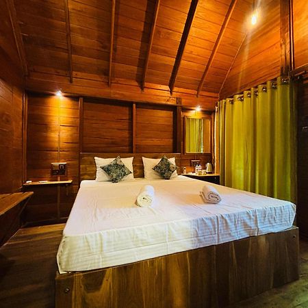 Woodholic Homestay Σιγκιρίγια Εξωτερικό φωτογραφία