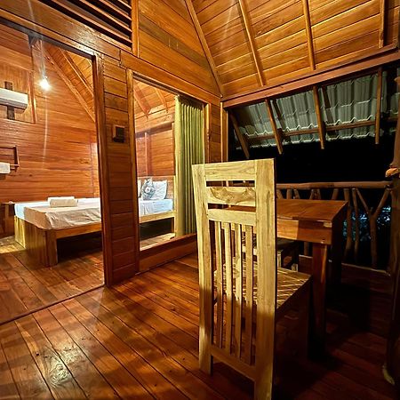 Woodholic Homestay Σιγκιρίγια Εξωτερικό φωτογραφία