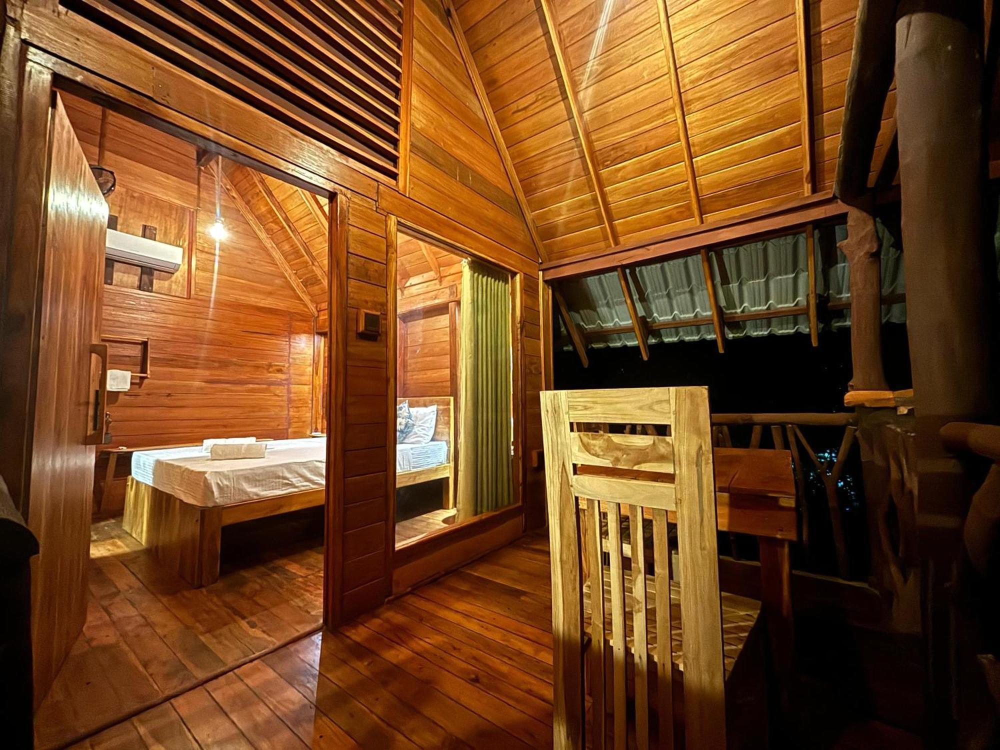 Woodholic Homestay Σιγκιρίγια Εξωτερικό φωτογραφία